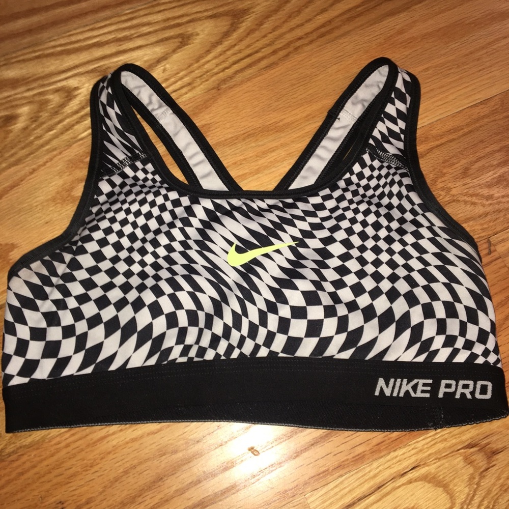 Black and white nike sports bra